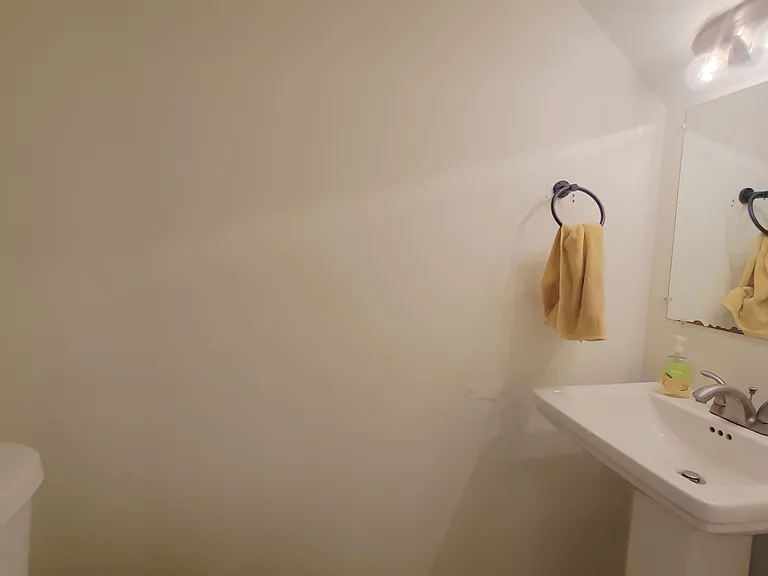 102 Bramble Ct — Photo 3