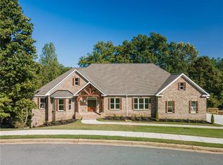 971 Heathchase Dr, Suwanee, GA 30024