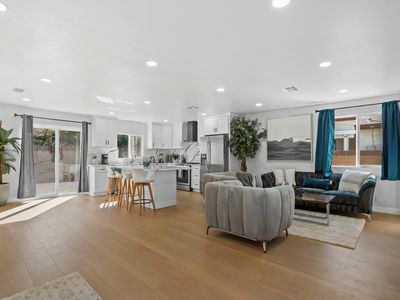 12610 Vandemere St, Lakewood, CA, 90715