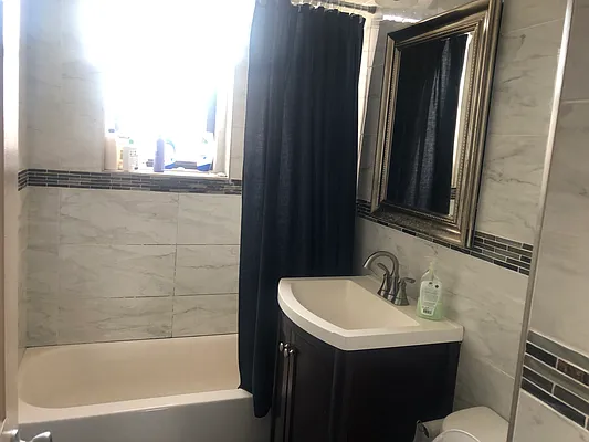 Rented by Metropolis International Realty Inc. | media 24