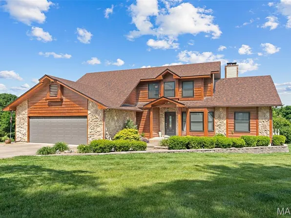 22191 Meremonte Rd, Warrenton, MO 63383