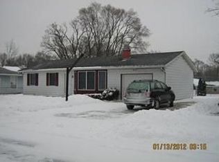 52730 Helmen Rd, South Bend, IN 46637