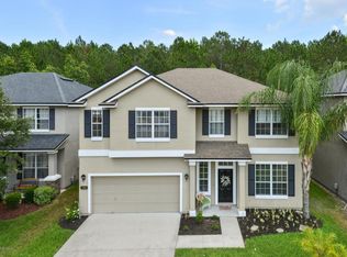 559 Roserush Ln, Jacksonville, FL 32225