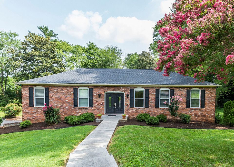 1st image of 9501 Cotesworth Ln
