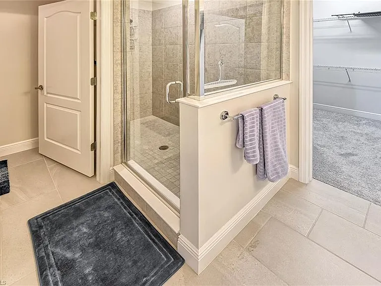 6954 Avalon Cir #707 — Photo 10