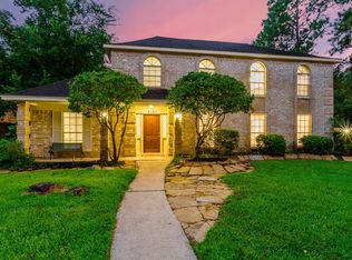 8131 Roebourne Ln, Houston, TX 77070