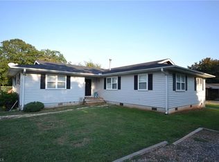 8130 Hillsville Rd, Sophia, NC 27350