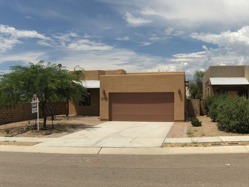 1st image of 10315 E Cowhead Saddle Ln