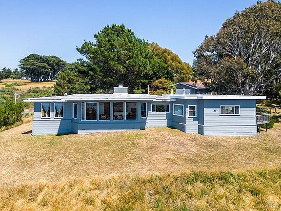 3rd image of 33821 Navarro Ridge Road