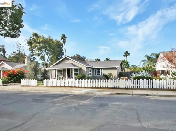 319 Landis Ave, Oakley, CA 94561