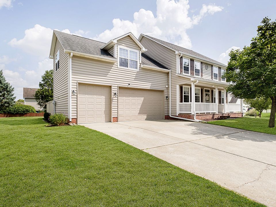 1st image of 585 Halleck Way