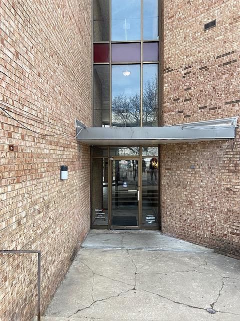 1st image of 5358 N Cumberland Ave #300-2