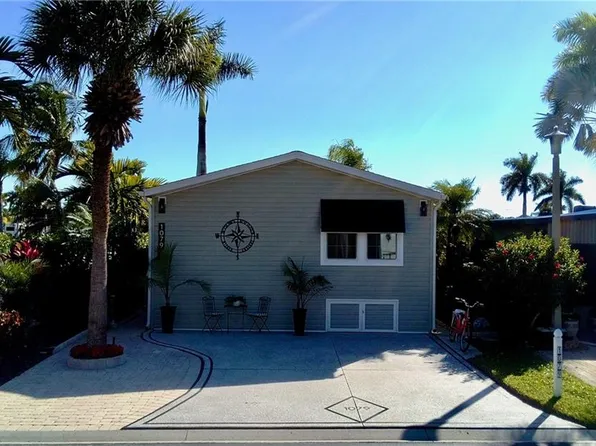 1079 Diamond Lake CIR, NAPLES, FL 34114