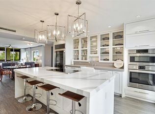 8720 Bay Colony Dr APT 304, Naples, FL 34108