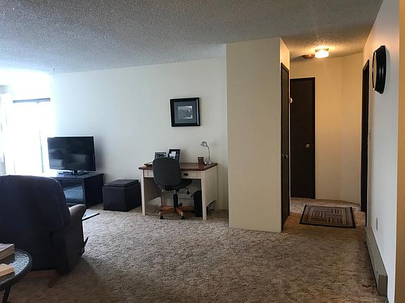 5th image of 12 E Rockwood Blvd APT 303