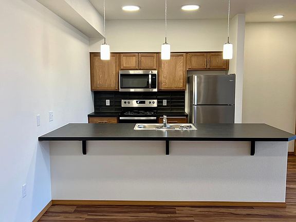2nd image of 4225 E Poleline Ave #201