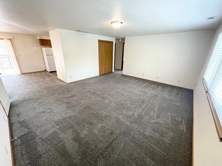 3742 W Rose Hill St #202 — Photo 16