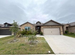 8916 Old Rawhide Ln, Fort Worth, TX 76179