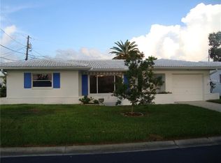 8705 141st St, Seminole, FL 33776