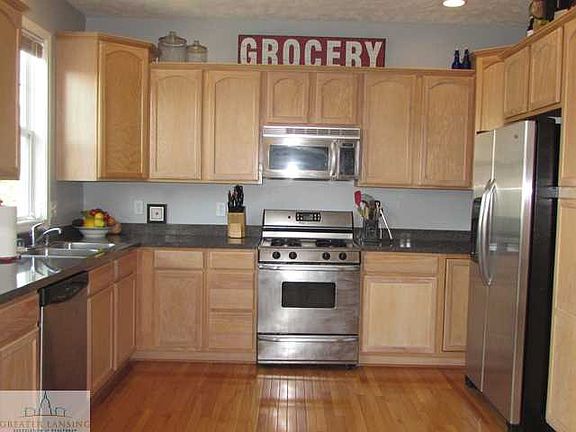 5th image of 452 Anhinga Dr