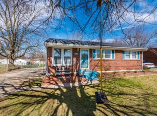 6211 Price Lane Rd, Louisville, KY 40229