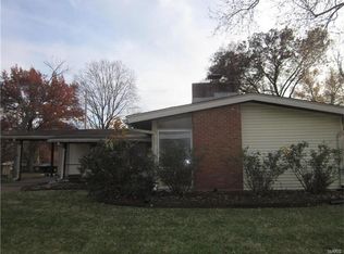 2200 Saint Catherine St, Florissant, MO 63033