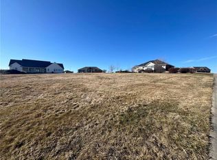 25667 Magnolia Cir, Maryville, MO 64468