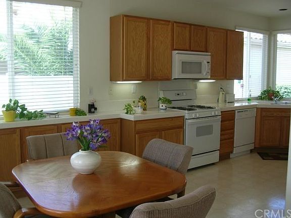 2nd image of 4815 Salem Cir
