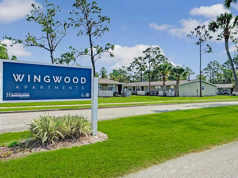 Wingwood — Photo 20