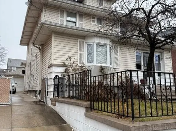 149-27 45th Avenue, Flushing, NY 11355