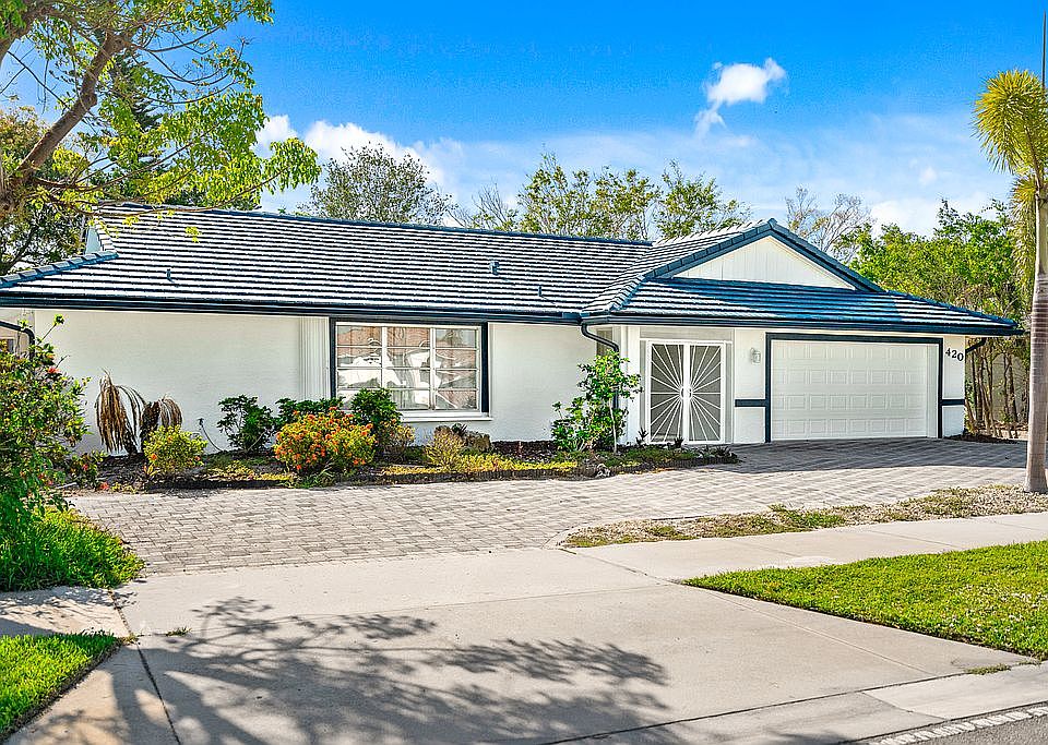 1st image of 420 N Collier Blvd