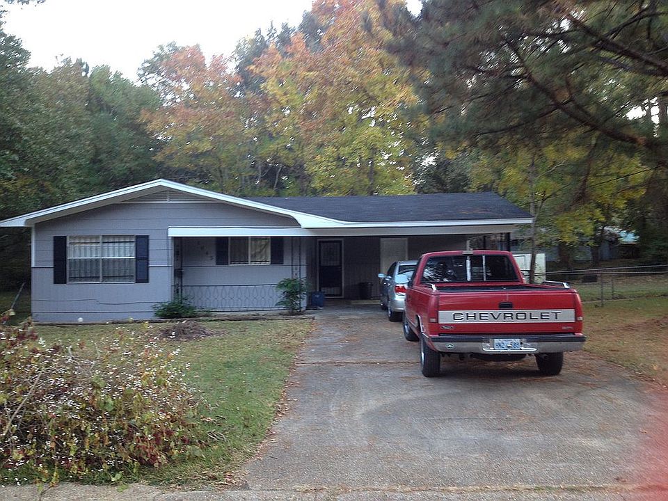 2nd image of 1445 Dianne Dr