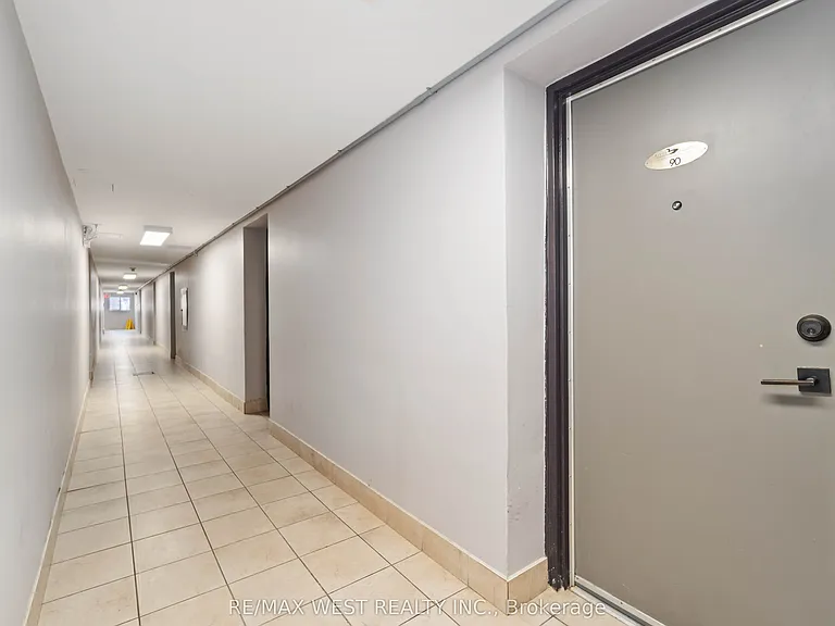 283 Fairway Rd N #90 — Photo 11