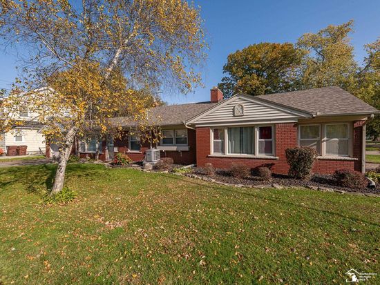 3211 Parkwood St, Monroe, MI 48162