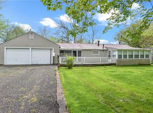 10602 Northfield Dr, North Benton, OH 44449