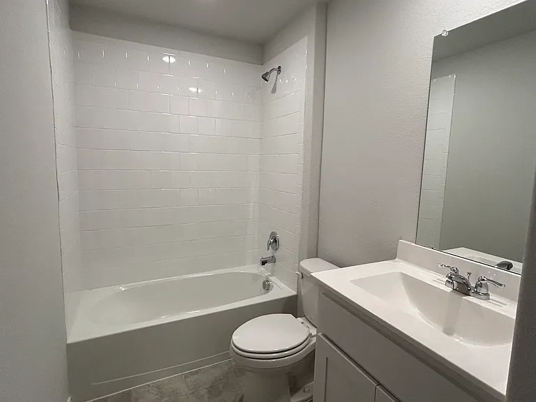 108 Piping Rock Dr — Photo 26