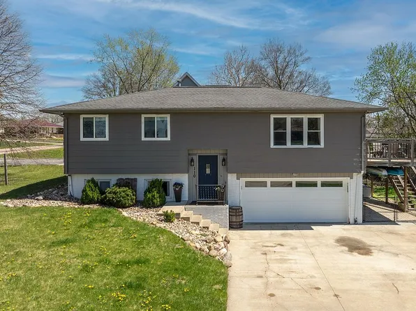 110 Swisher View Dr SW, Swisher, IA 52338