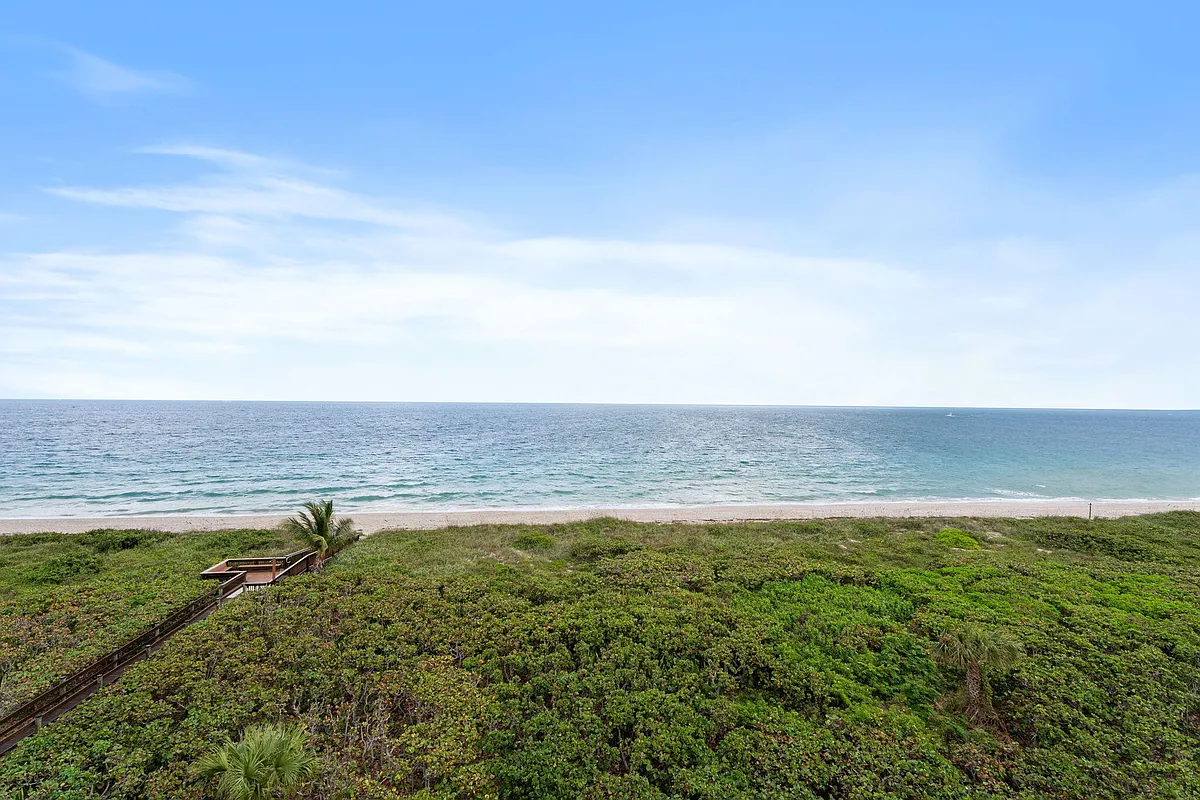 Building Photo - 3870 N Highway A1A #604