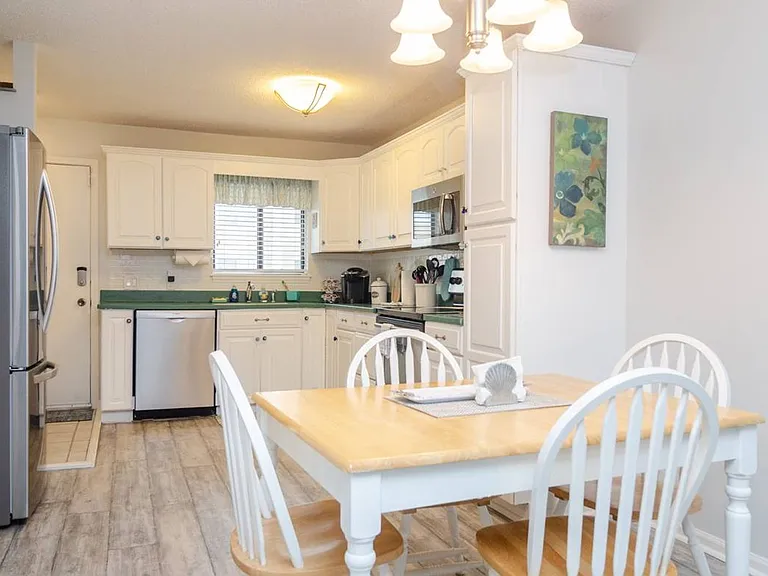 1101 Lake Park Blvd S #1B — Photo 10