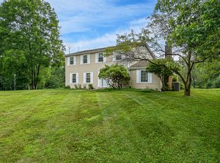 4236 Tanglewood Dr, Allison Park, PA 15101