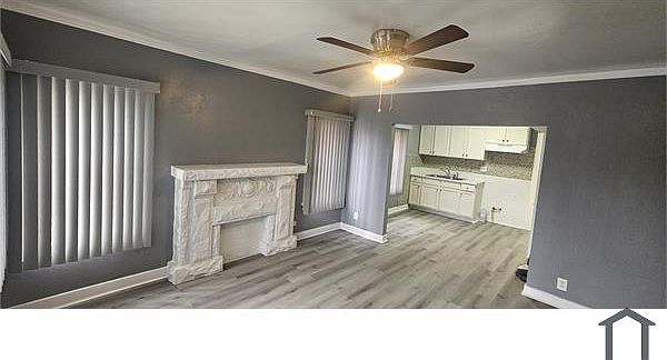 1st image of 537 W 54th St