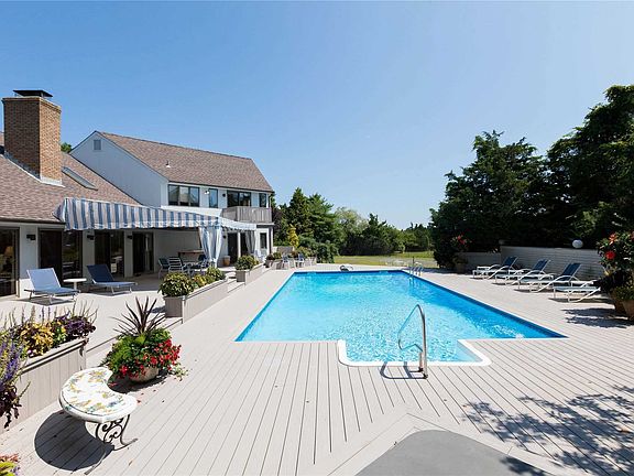 4th image of 10&12 Apaucuck Cove Ln