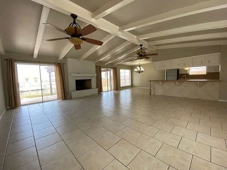 14126 Atascadera Ave — Photo 12
