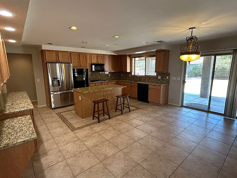 13026 W Modesto Dr — Photo 3