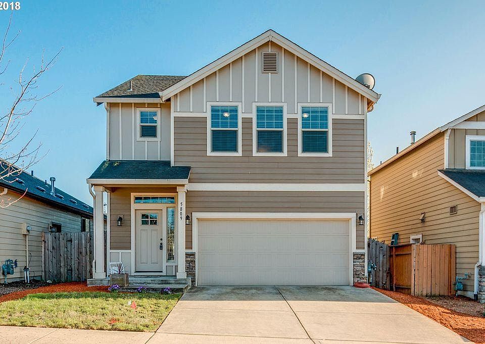 1st image of 5809 NE 62nd Cir