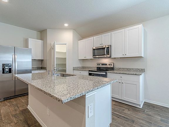 4th image of 833 Bahia Pl #Tx78155