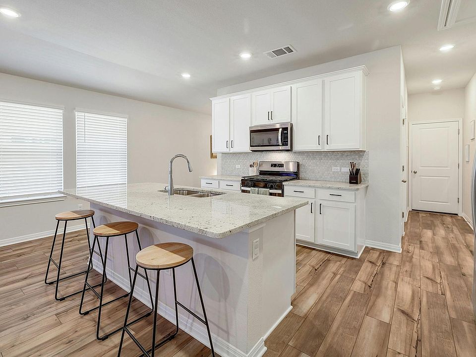 1st image of 216 Prairie Song Ln