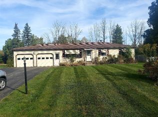 1303 Mary Dr, Macedon, NY 14502