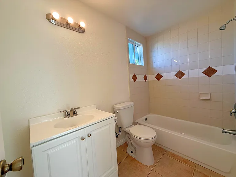 3920 T St #C — Photo 8