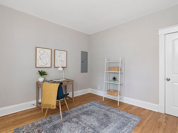 5th image of 1613 National St